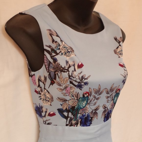BCBG Parrot & Floral Graphic Print Satin Sheath Dress- Sz 2 - Picture 4 of 8